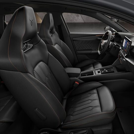 new-cupra-leon-5-door-ehybrid-compact-sports-car-bucket-seats-in-genuine-black-leather-hDQ5IEGk.jpg